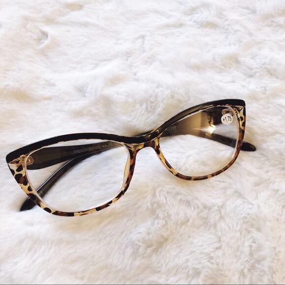 Bailey Cheetah Cat Eye Bi-Focal Reader Glasses - Picture 2 of 10
